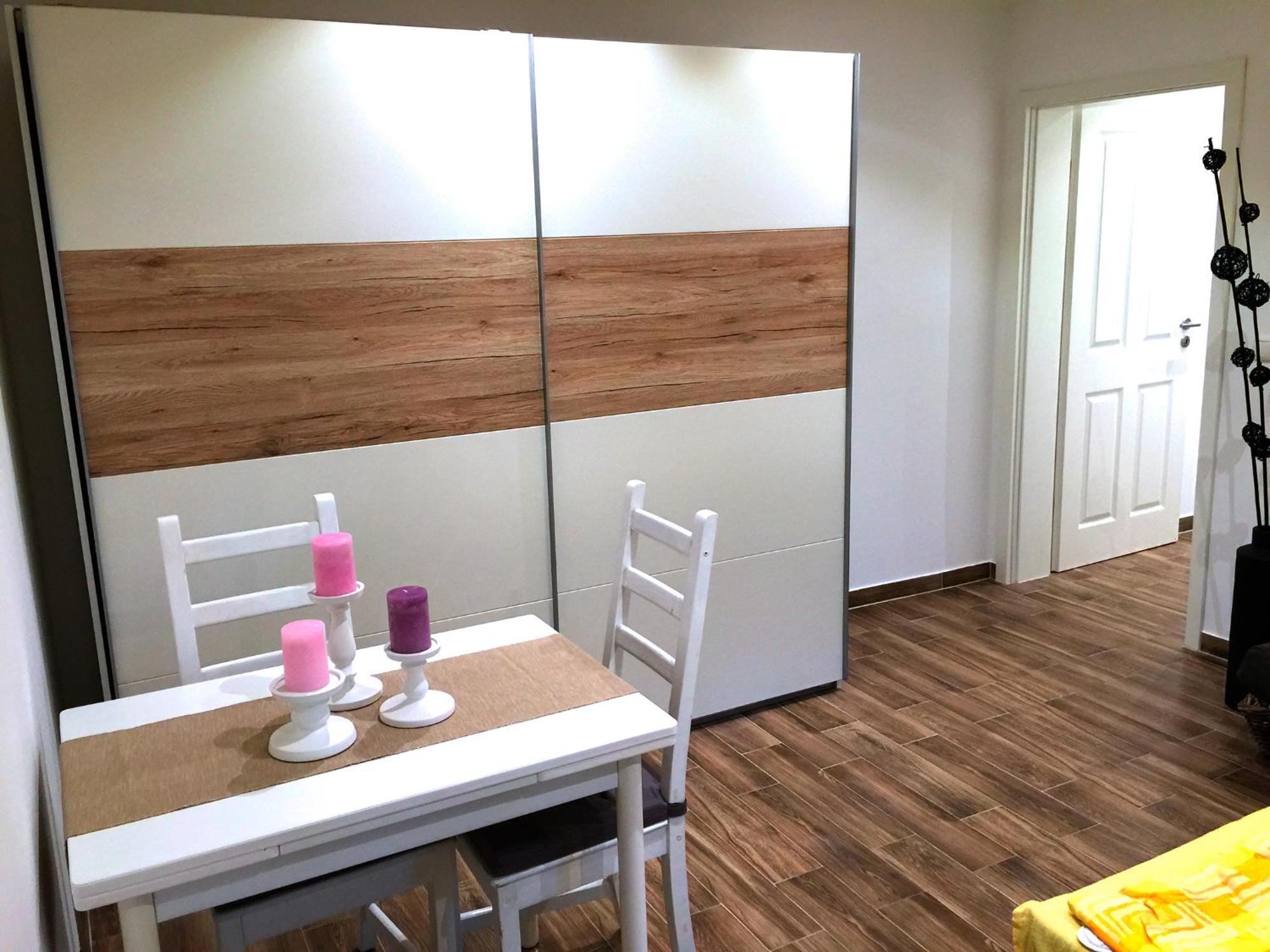 Ferienwohnungen Arp "2D" Mit Terrasse Und Parkplatz Itzehoe Dış mekan fotoğraf